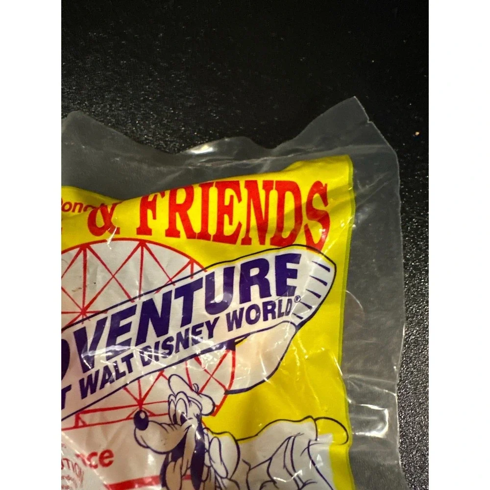 Vintage 1993 McDonald's Disney Pluto in France Happy‎ Meal Toy – Sealed